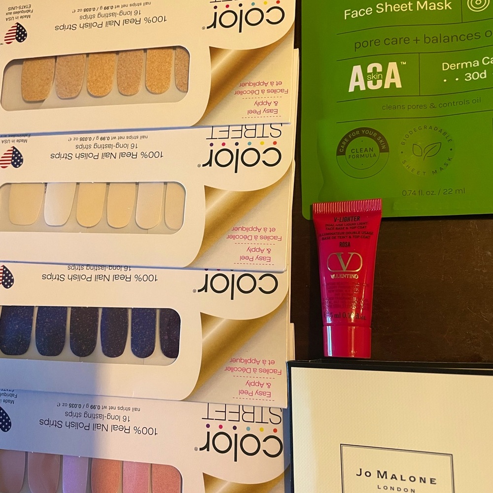 Color street bundle+free facemask+free Valentino and joe Malone samples